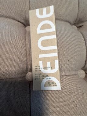 NUDE Skin-Strengthening Serum - Cream Packaging